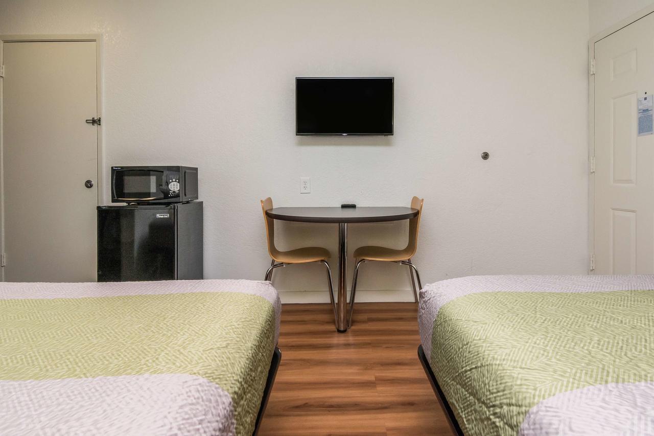 Motel 6 Fort Worth North Haltom City Εξωτερικό φωτογραφία